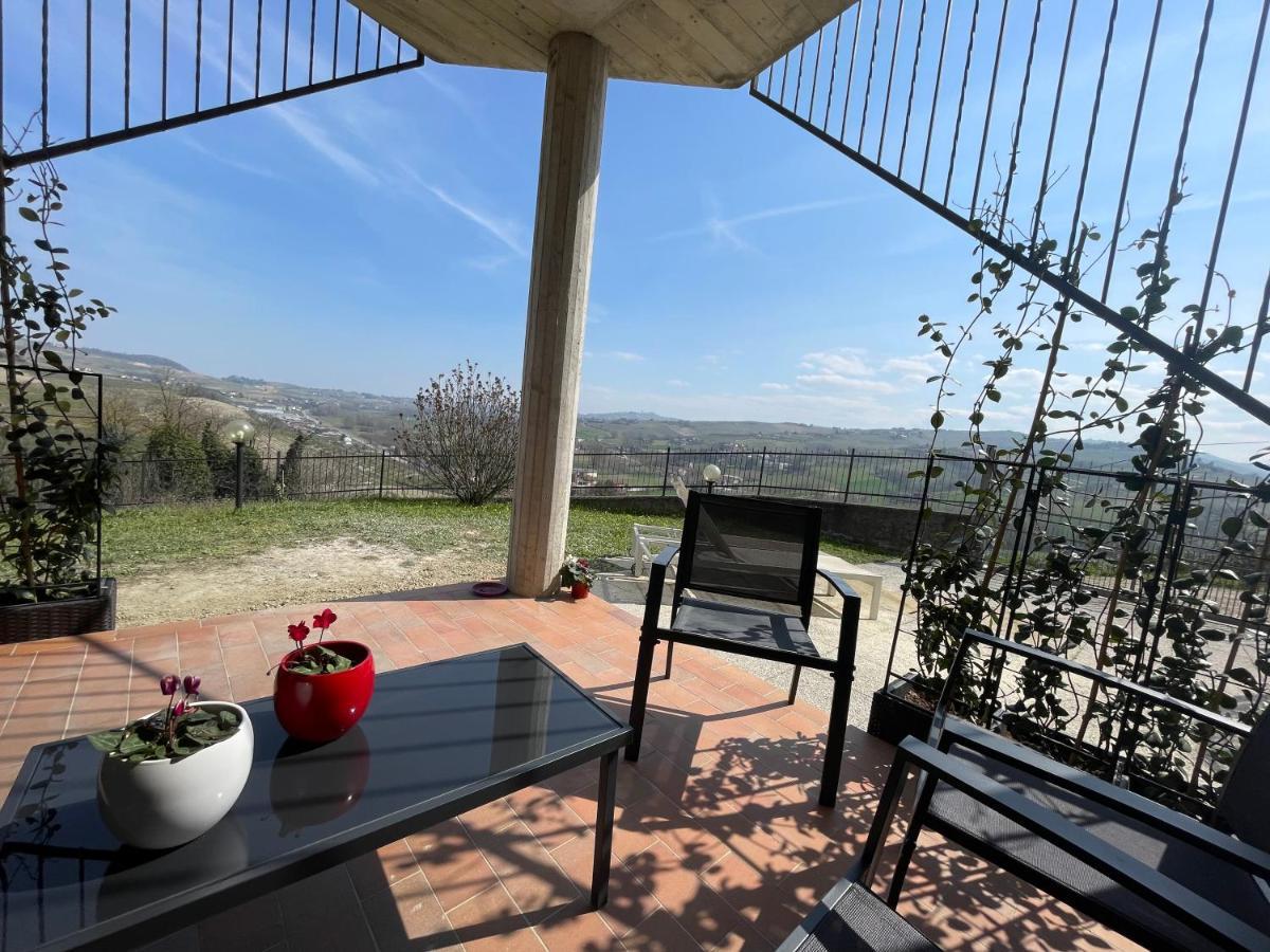 Maison Younesco - Villa Indipendente Exclusive Castagnole delle Lanze Luaran gambar