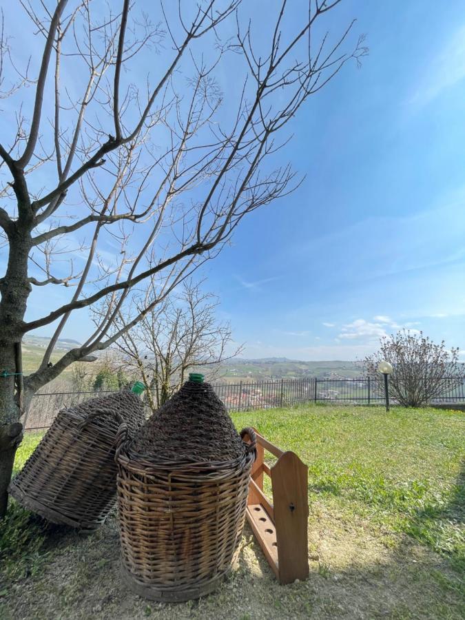 Maison Younesco - Villa Indipendente Exclusive Castagnole delle Lanze Luaran gambar