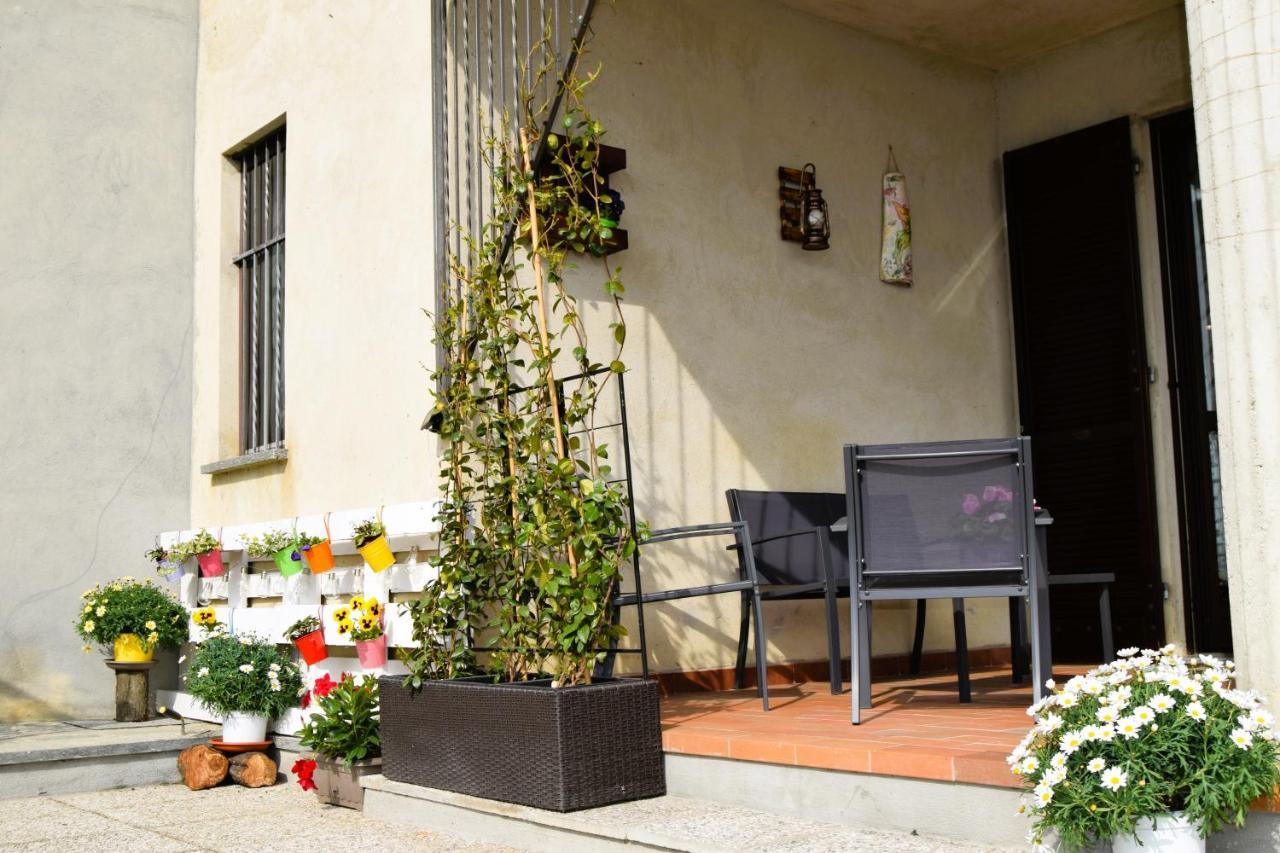 Maison Younesco - Villa Indipendente Exclusive Castagnole delle Lanze Luaran gambar