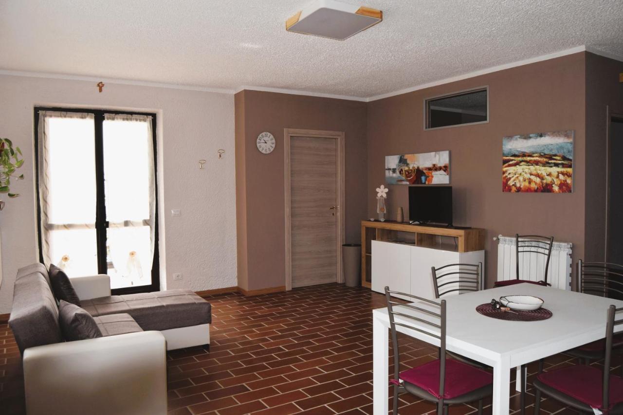 Maison Younesco - Villa Indipendente Exclusive Castagnole delle Lanze Luaran gambar