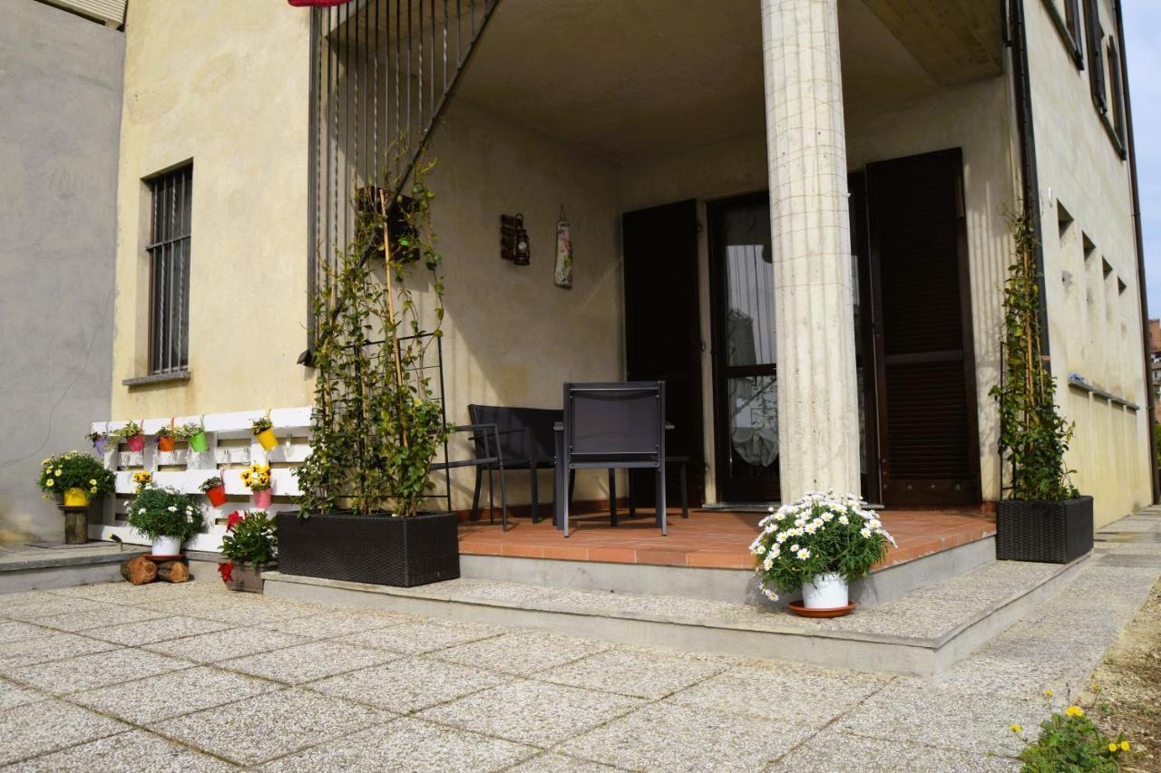 Maison Younesco - Villa Indipendente Exclusive Castagnole delle Lanze Luaran gambar