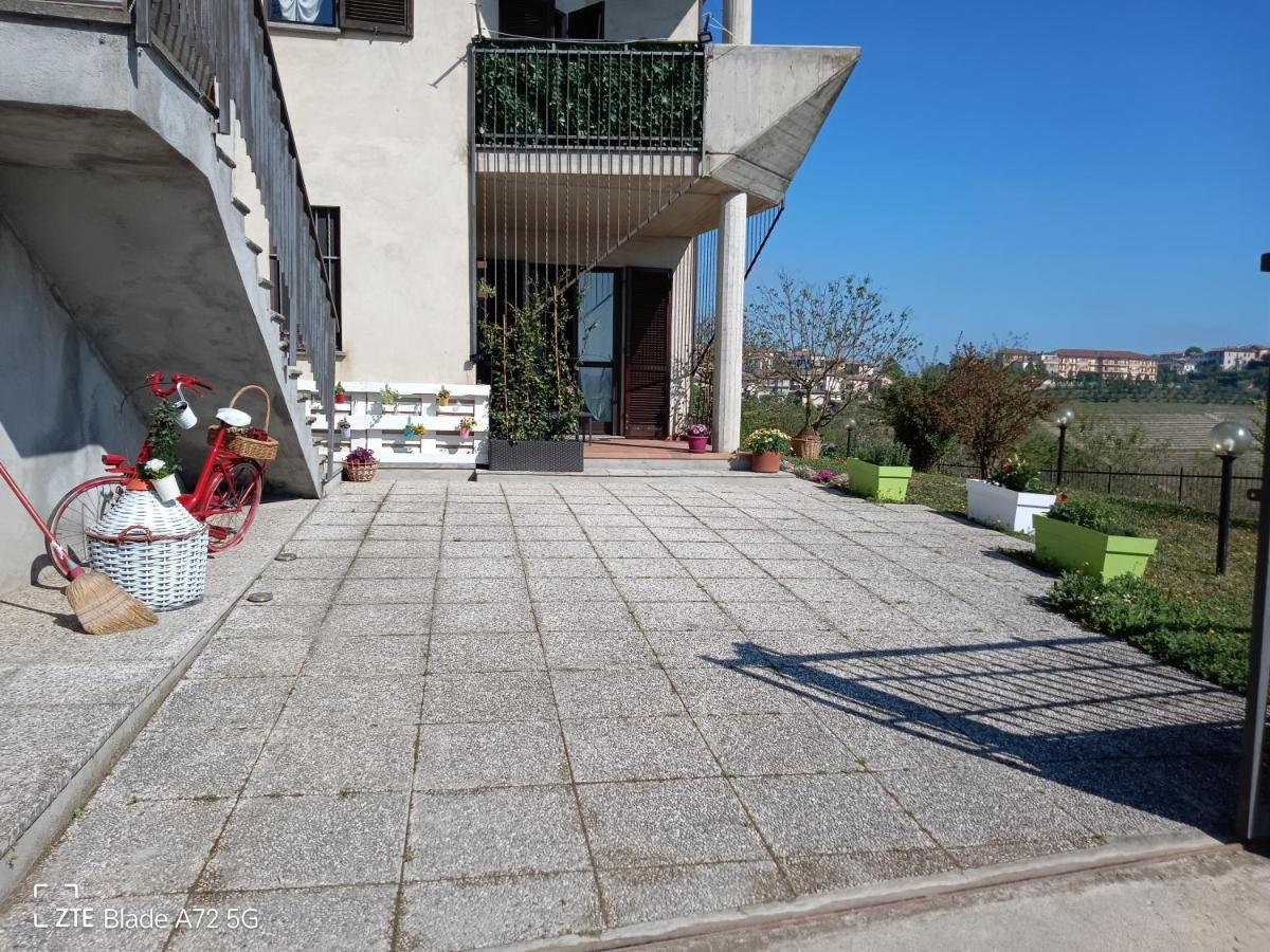 Maison Younesco - Villa Indipendente Exclusive Castagnole delle Lanze Luaran gambar